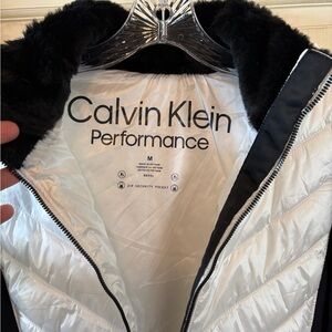 Calvin Klein Performance Women's Black and White Puffer Jacket